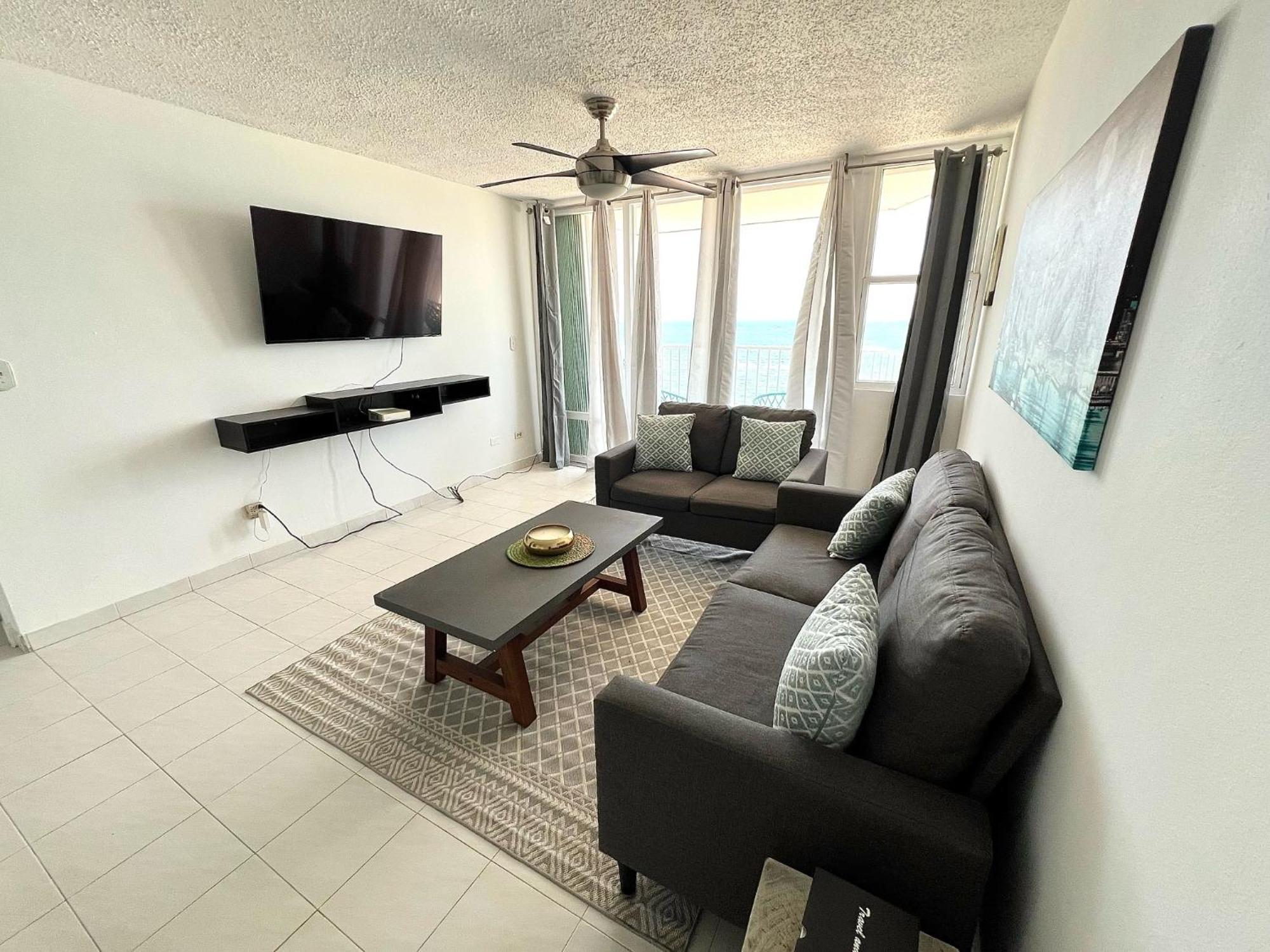 Ferienwohnung Gorgeous Ocean View 1Br W/Beach Acess & Pool San Juan Exterior foto